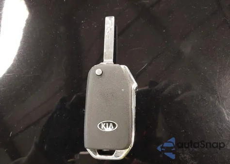 2019 Kia Forte Lxs z USA, uszkodzony, nr VIN 3KPF24AD3KE023649